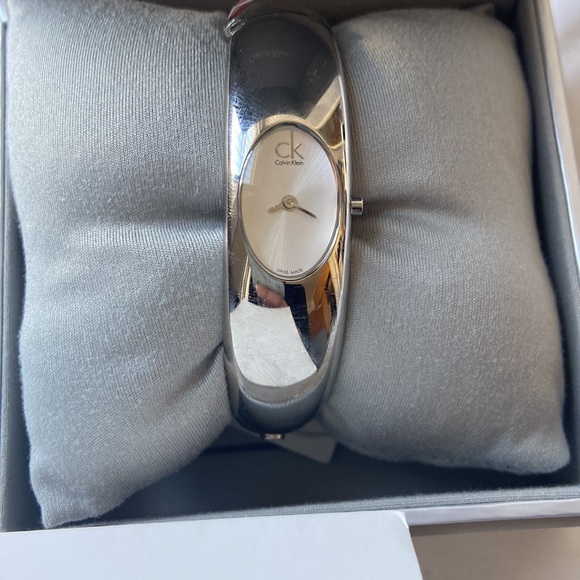 Calvin Klein watch bangle bracelet - Picture 2 of 8